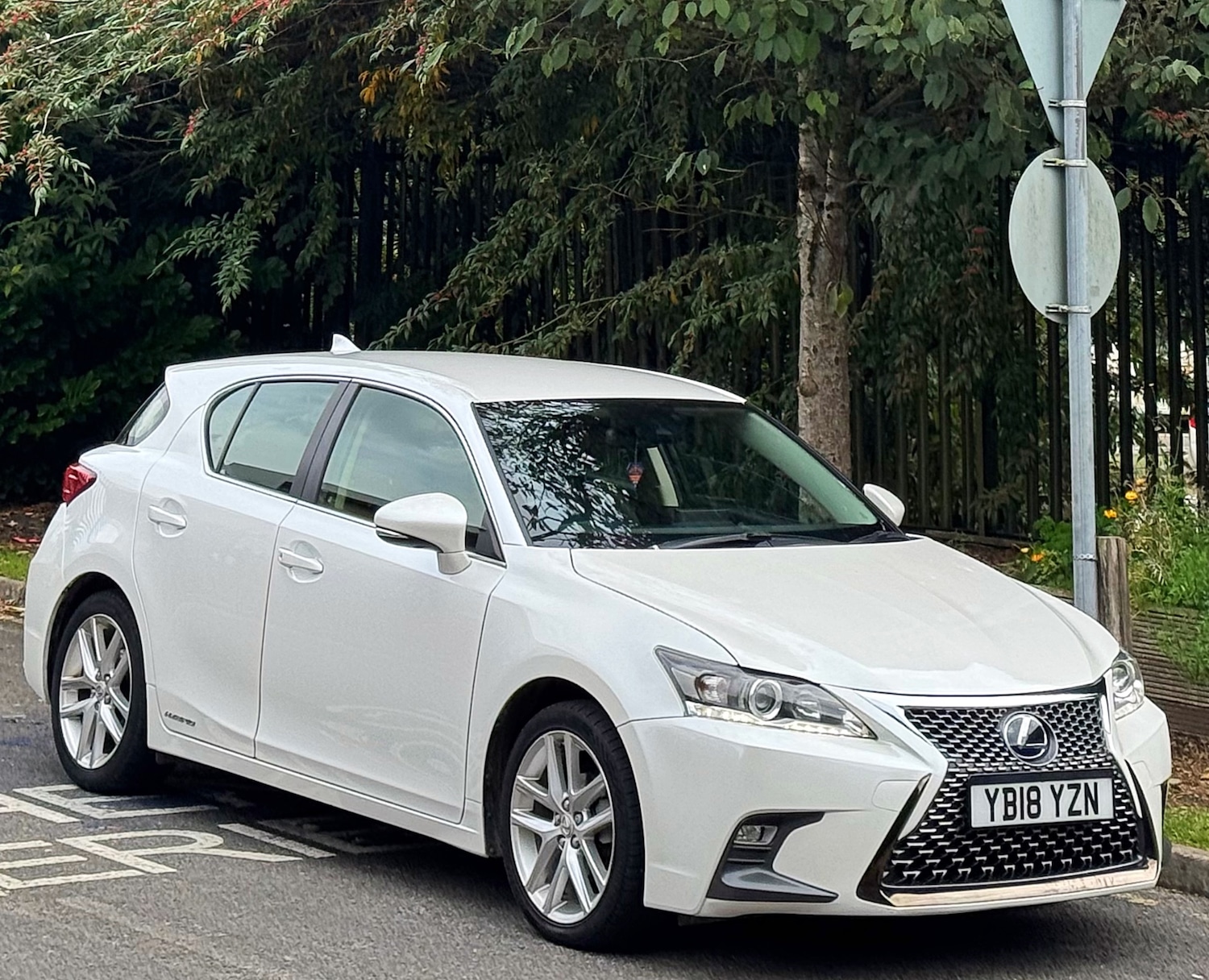 Used Lexus CT 2018 for sale - 76094067: Photo 4