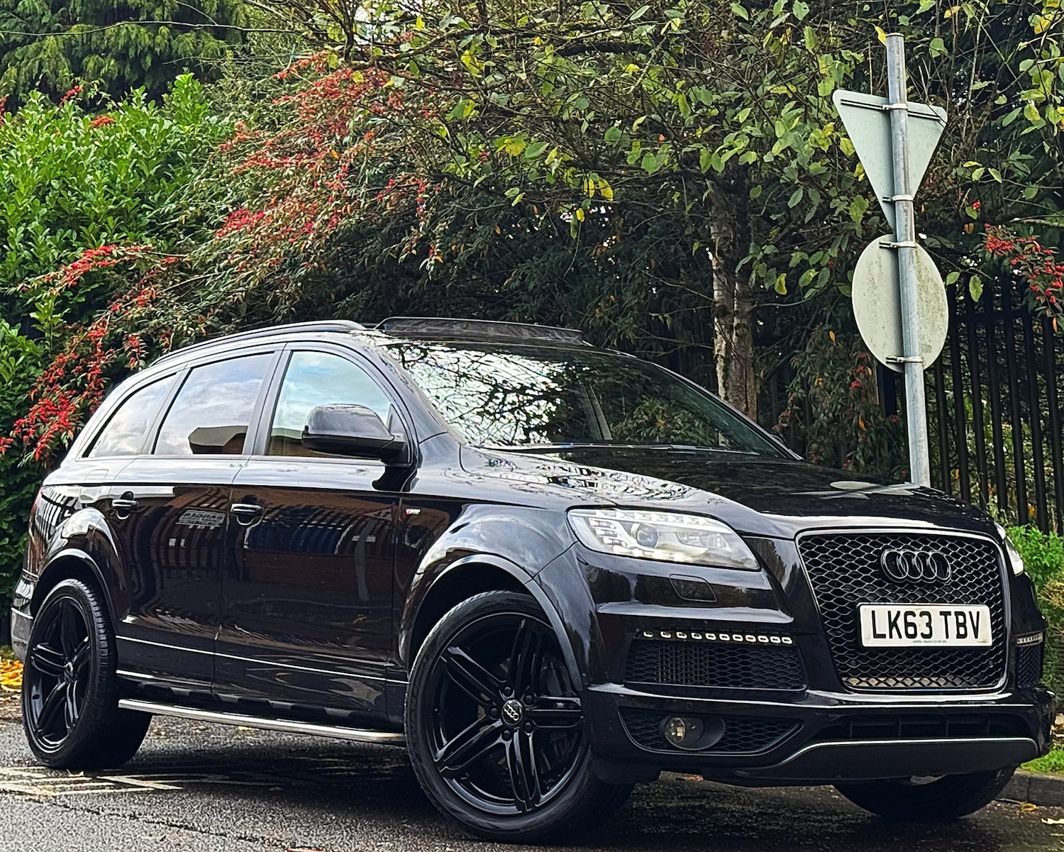 Used Audi Q7 2014 for sale - 76436684: Photo 4