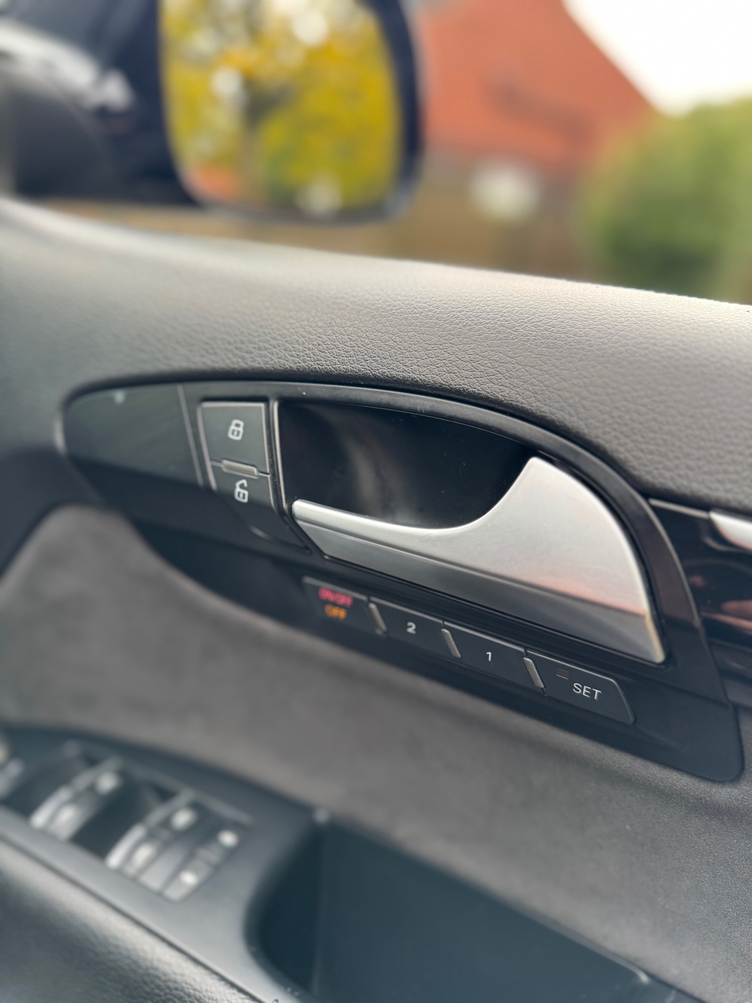 Used Audi Q7 2014 for sale - 76436684: Photo 46