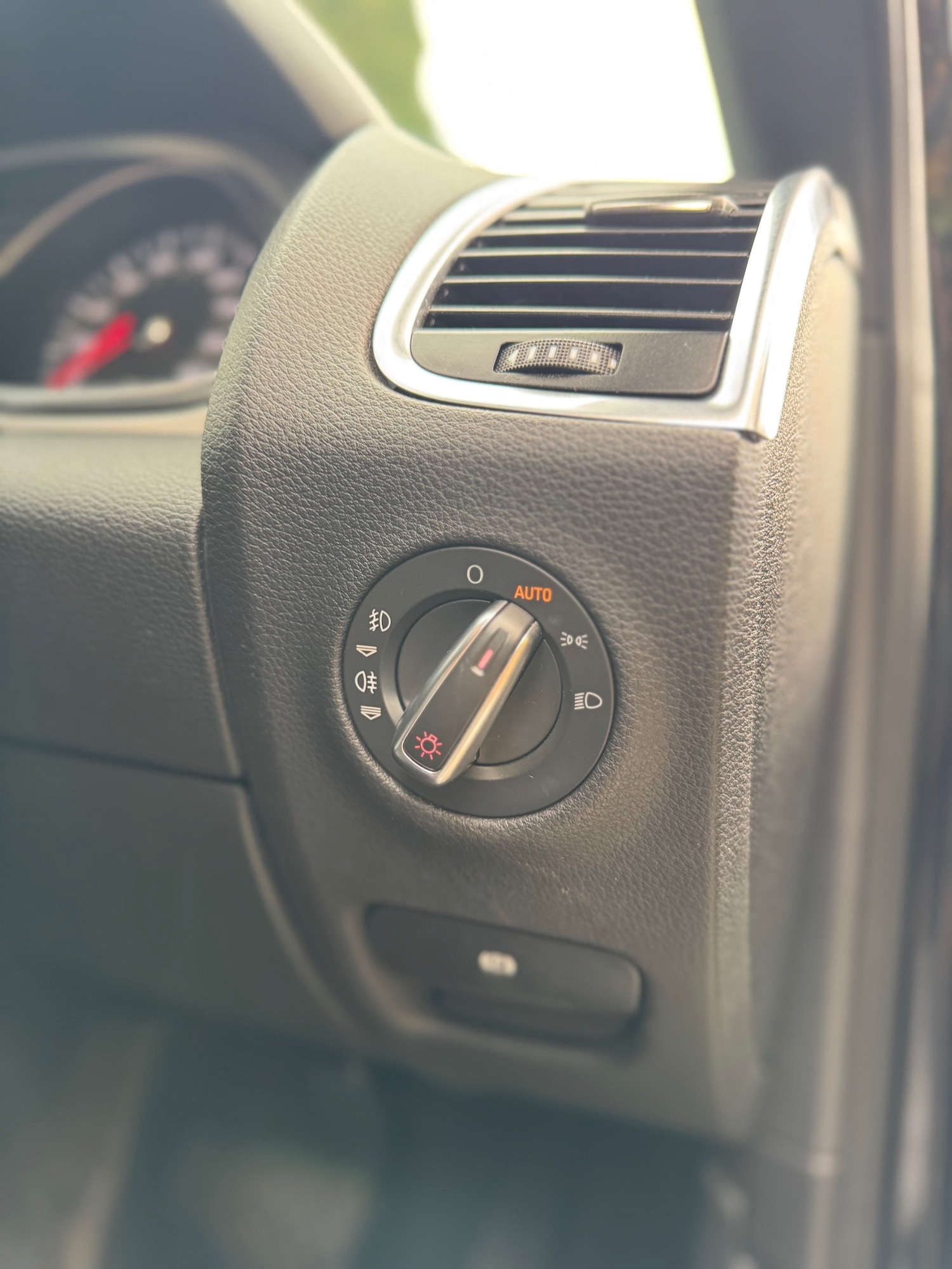 Used Audi Q7 2014 for sale - 76436684: Photo 49