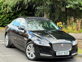 Used Jaguar XF 2017 for sale - 79451622: Photo