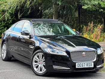 Used Jaguar XF 2017 for sale - 79451622: Photo