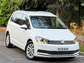 Used Volkswagen Touran 2019 for sale - 79498444: Photo