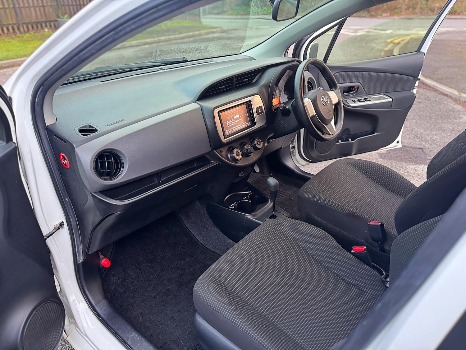 Used Toyota Vitz 2026 for sale - 78058986: Photo 34