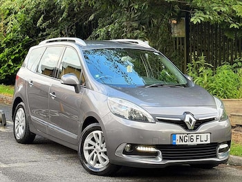 Used Renault Grand Scenic 2016 for sale - 78883156: Photo