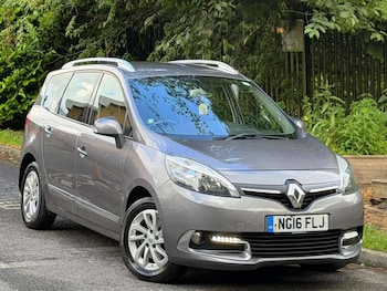 Used Renault Grand Scenic 2016 for sale - 78883156: Photo