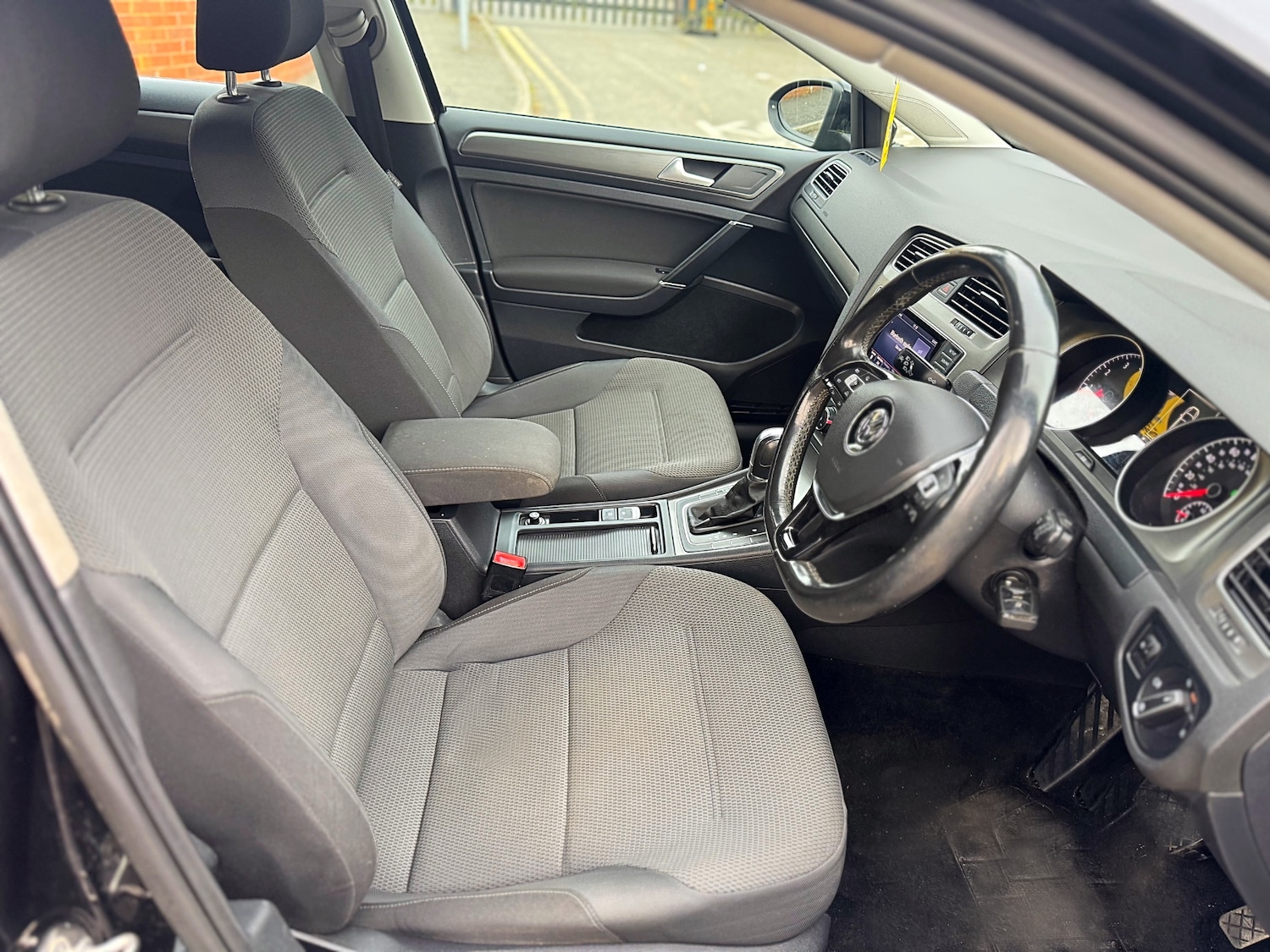 Used Volkswagen Golf 2013 for sale - 77994497: Photo 31