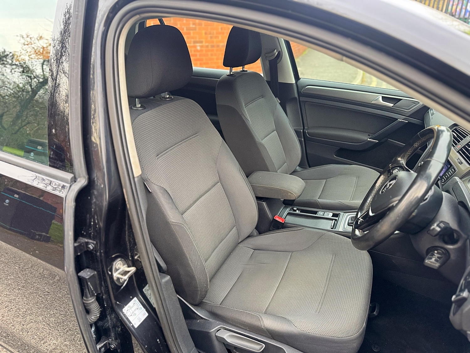 Used Volkswagen Golf 2013 for sale - 77994497: Photo 32