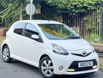 Used Toyota AYGO 2013 for sale - 74636698: Photo
