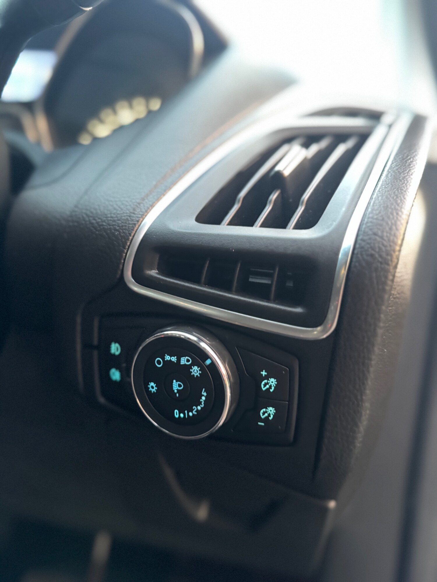 Used Ford Focus 2014 for sale - 77342833: Photo 45