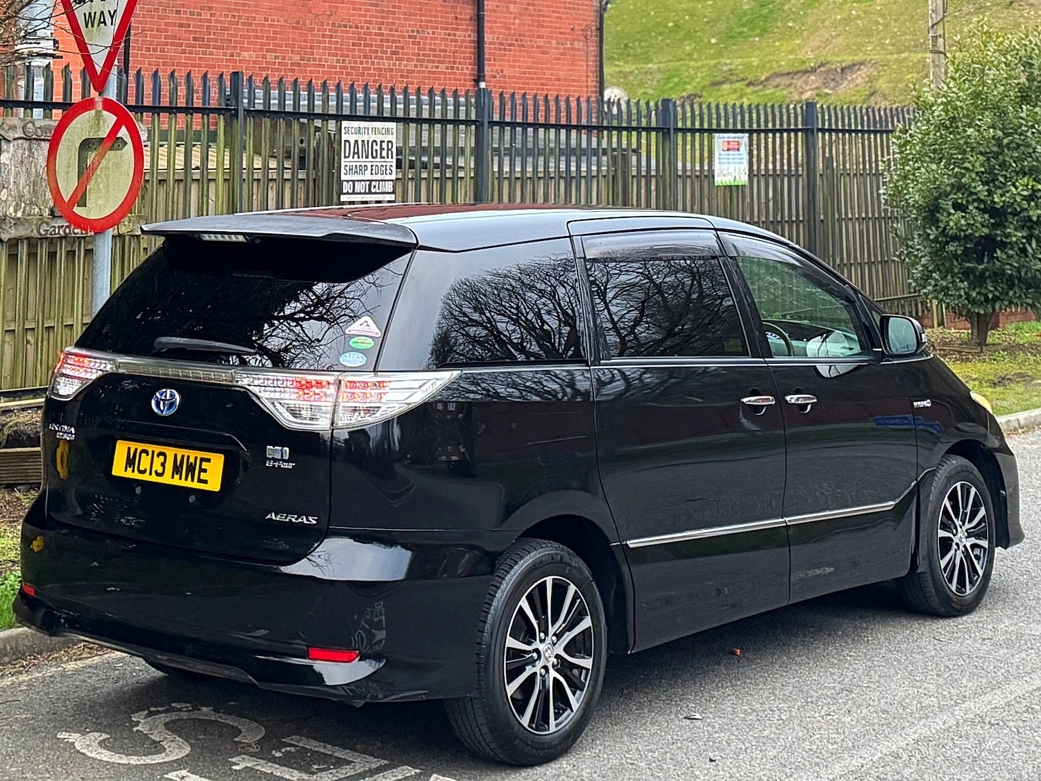 Used Toyota Estima 2026 for sale - 77994753: Photo 24