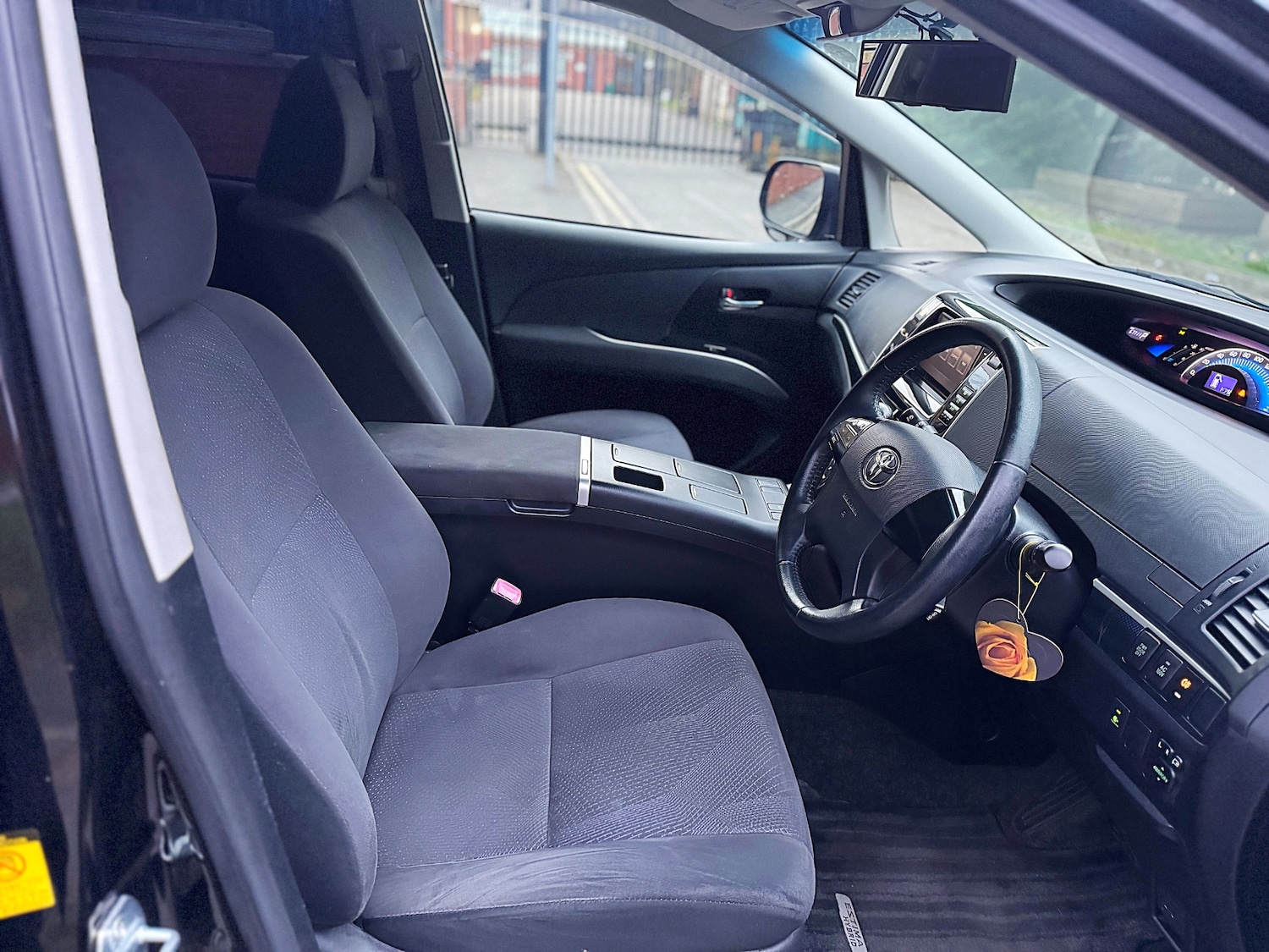 Used Toyota Estima 2026 for sale - 77994753: Photo 33