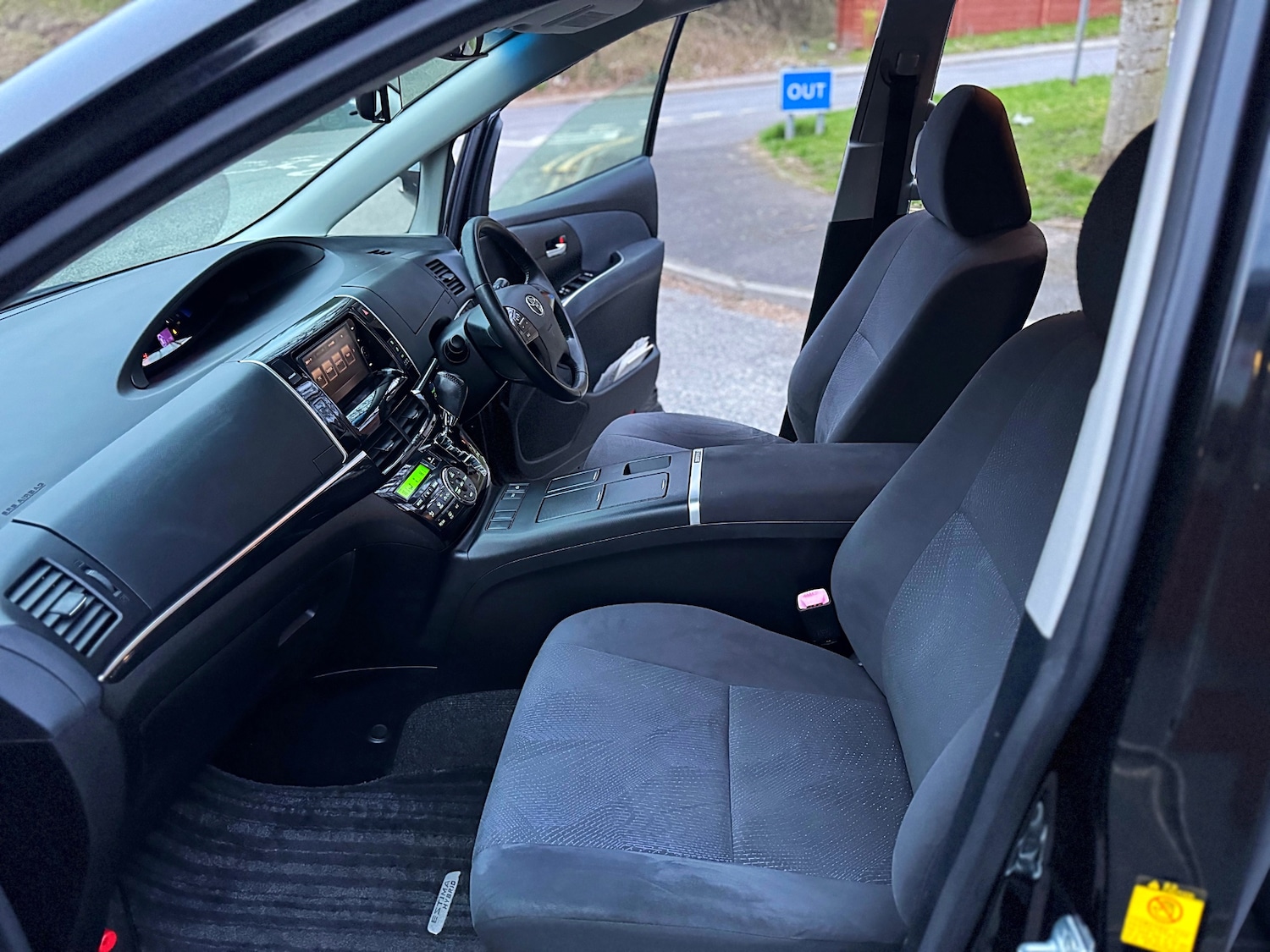 Used Toyota Estima 2026 for sale - 77994753: Photo 38