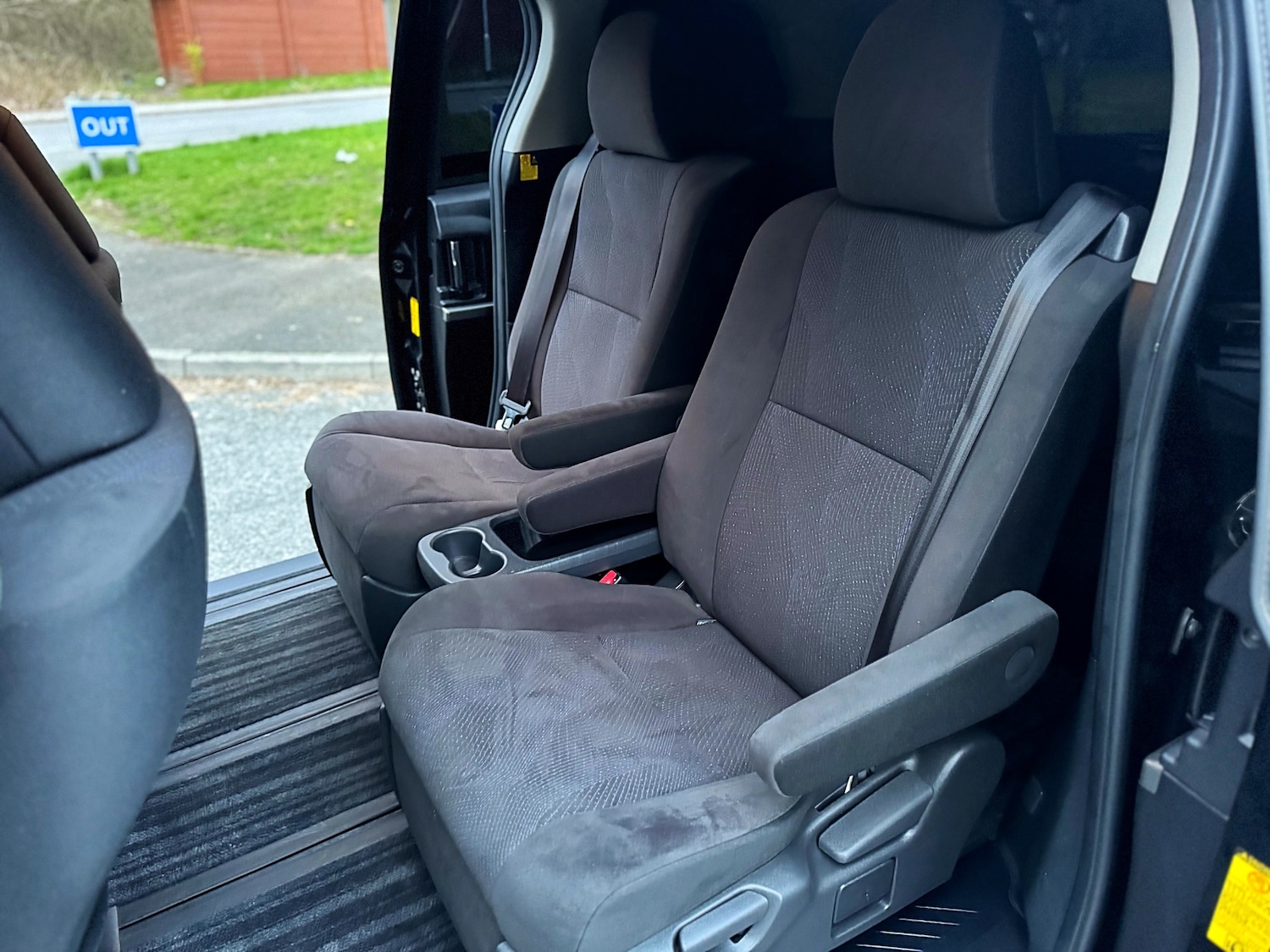 Used Toyota Estima 2026 for sale - 77994753: Photo 39