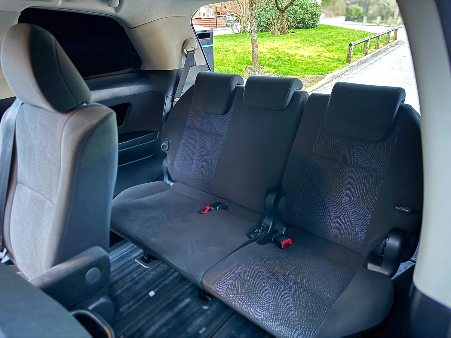 Used Toyota Estima 2026 for sale - 77994753: Photo 41