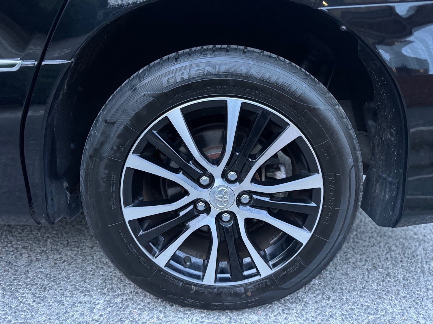 Used Toyota Estima 2026 for sale - 77994753: Photo 44