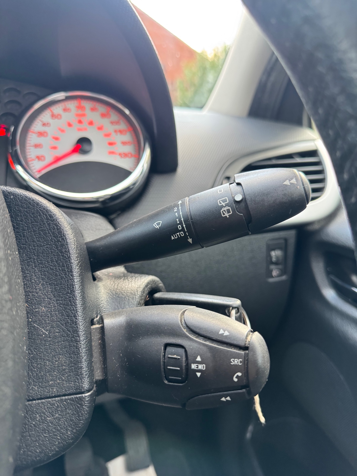 Used Peugeot 207 2009 for sale - 76904944: Photo 38