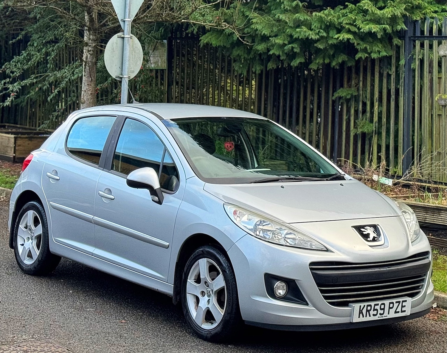 Used Peugeot 207 2009 for sale - 76904944: Photo 4