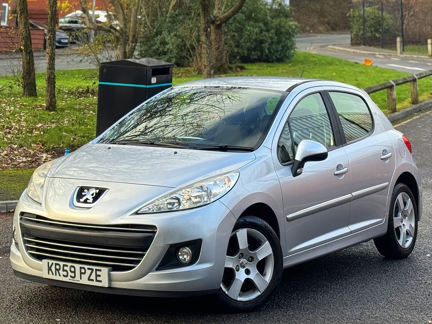 Used Peugeot 207 2009 for sale - 76904944: Photo 9