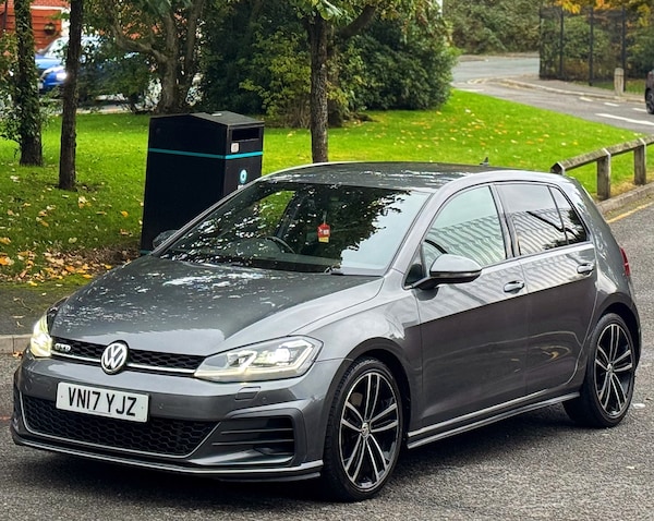 Used Volkswagen Golf 2017 for sale - 76249872: Photo 16