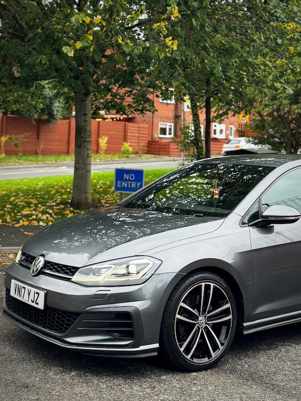 Used Volkswagen Golf 2017 for sale - 76249872: Photo 20