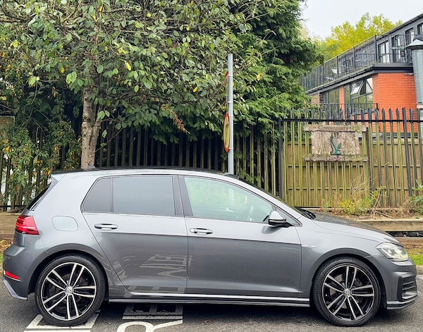 Used Volkswagen Golf 2017 for sale - 76249872: Photo 21