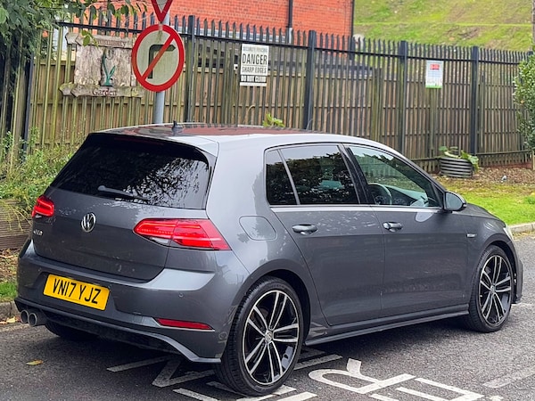 Used Volkswagen Golf 2017 for sale - 76249872: Photo 23