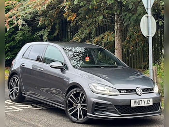 Used Volkswagen Golf 2017 for sale - 76249872: Photo 2