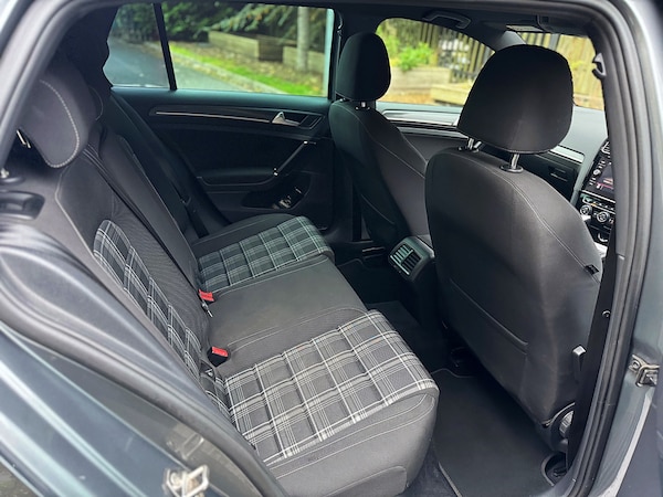 Used Volkswagen Golf 2017 for sale - 76249872: Photo 34