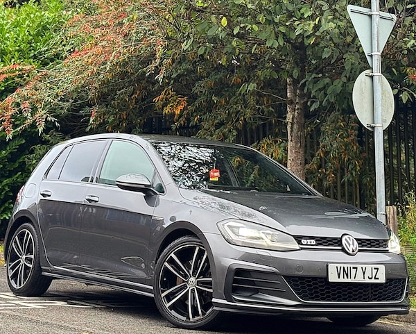 Used Volkswagen Golf 2017 for sale - 76249872: Photo 3