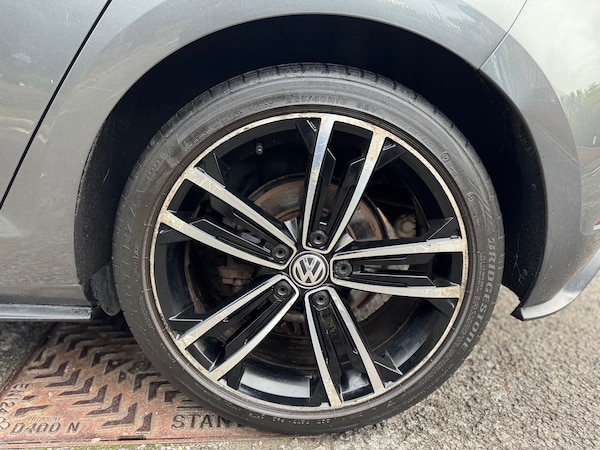 Used Volkswagen Golf 2017 for sale - 76249872: Photo 41