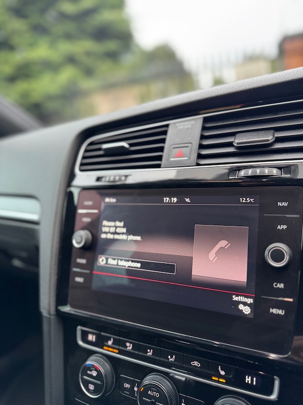 Used Volkswagen Golf 2017 for sale - 76249872: Photo 53