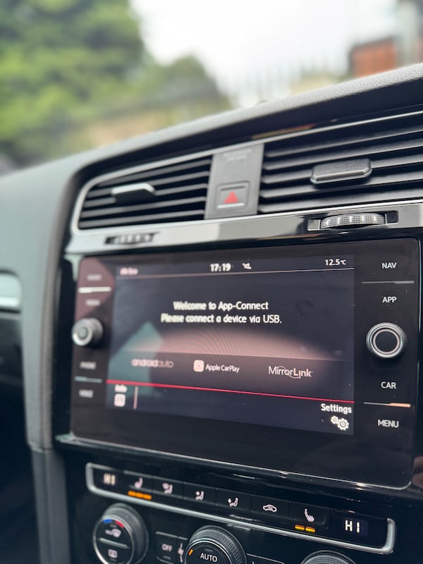 Used Volkswagen Golf 2017 for sale - 76249872: Photo 54