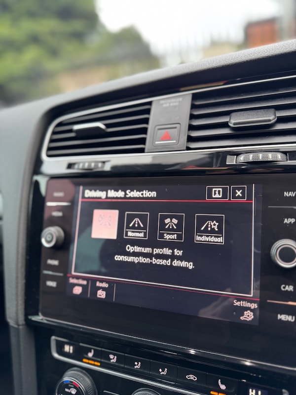 Used Volkswagen Golf 2017 for sale - 76249872: Photo 56