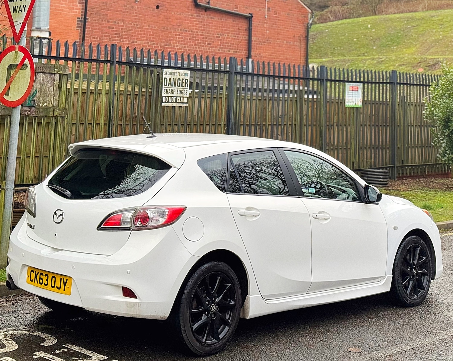 Used Mazda Mazda3 2013 for sale - 76940219: Photo 22