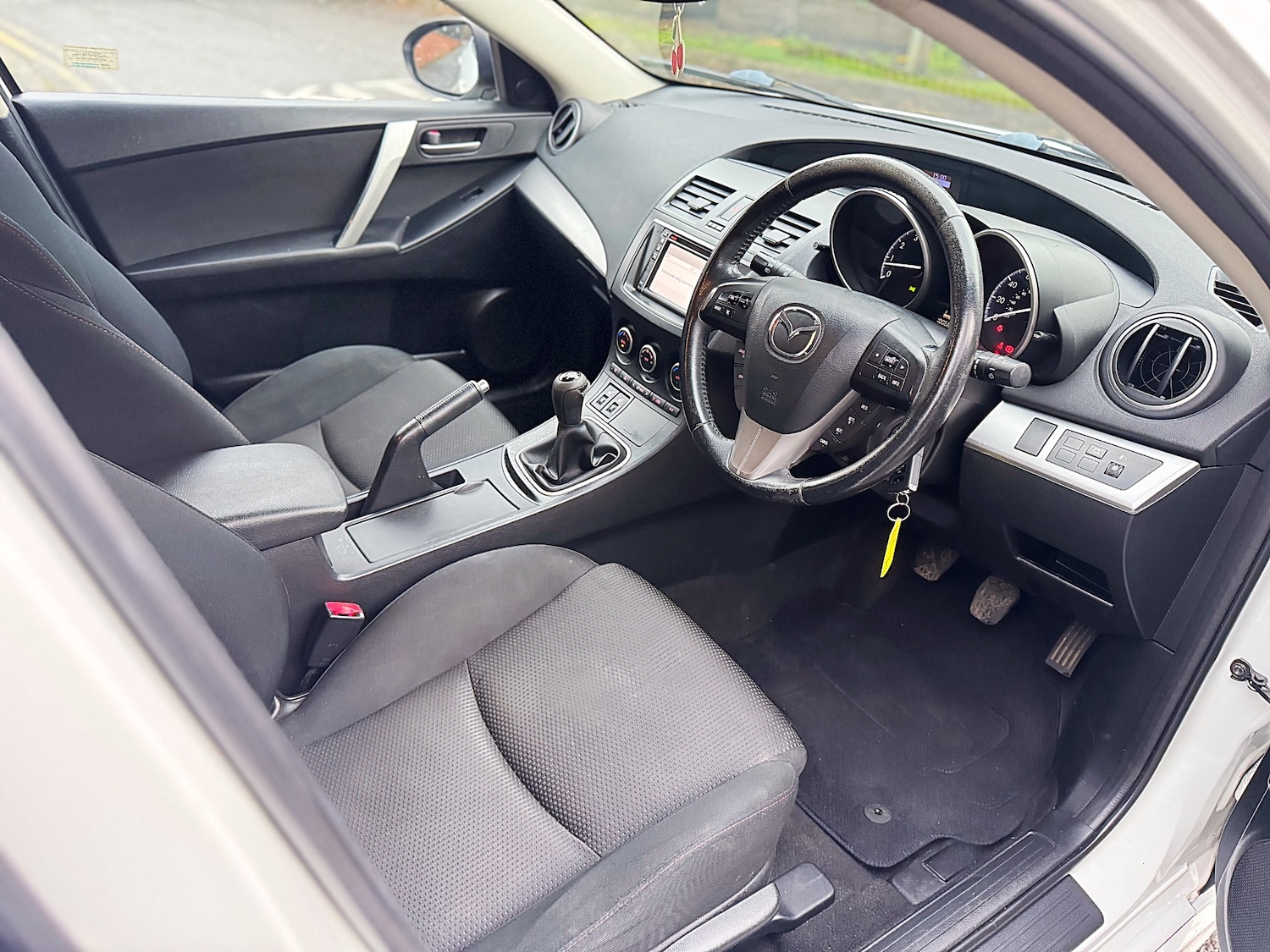 Used Mazda Mazda3 2013 for sale - 76940219: Photo 29