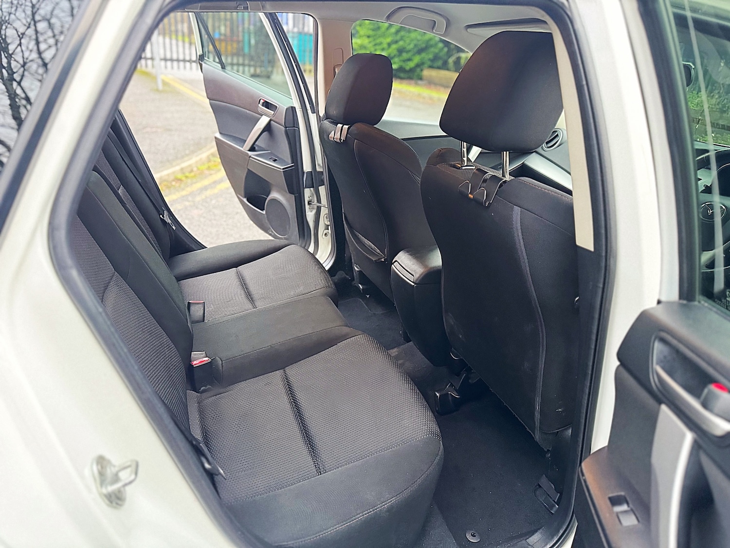 Used Mazda Mazda3 2013 for sale - 76940219: Photo 33