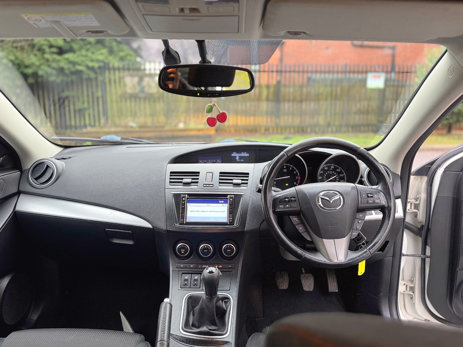 Used Mazda Mazda3 2013 for sale - 76940219: Photo 34