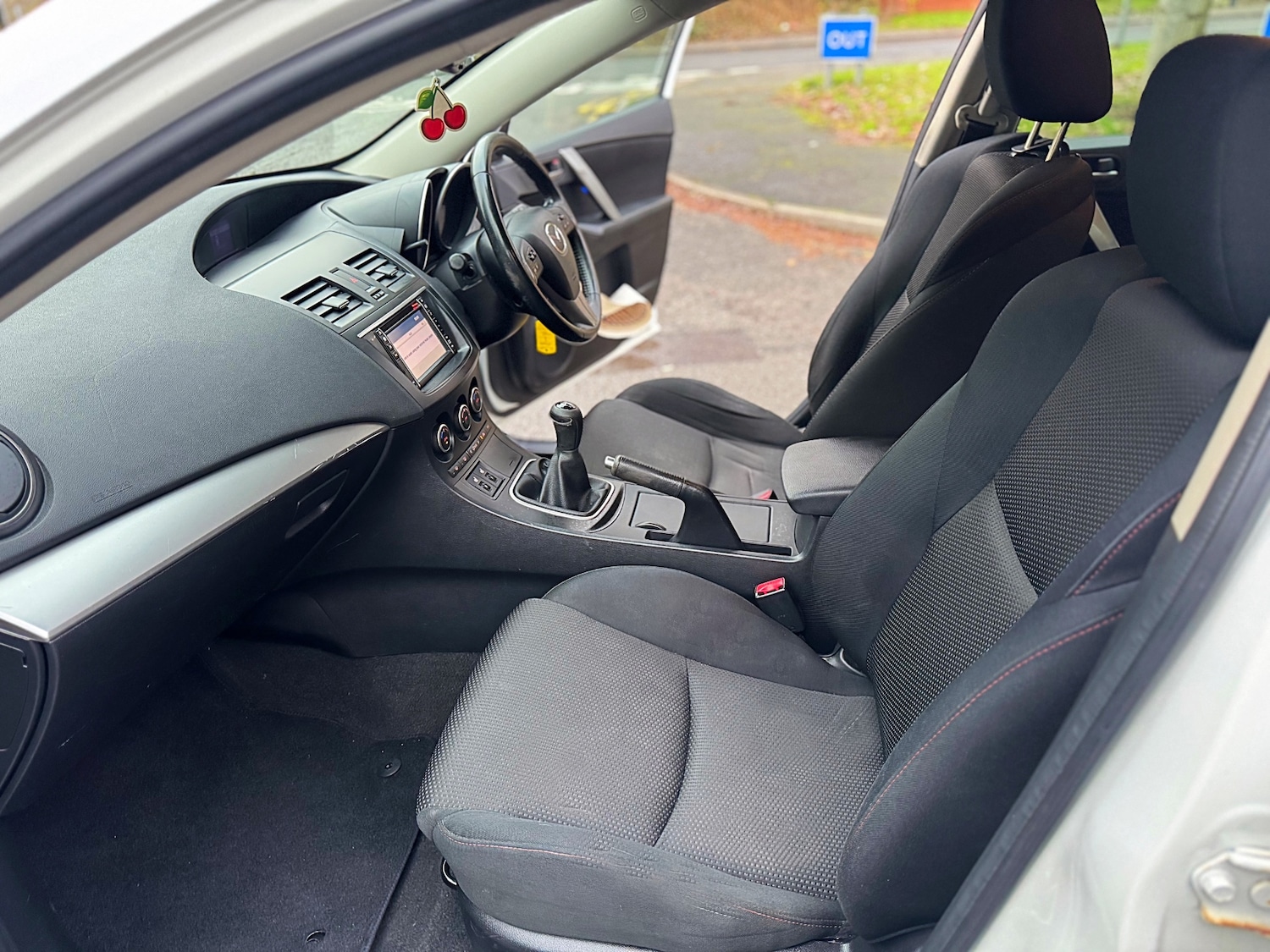 Used Mazda Mazda3 2013 for sale - 76940219: Photo 36