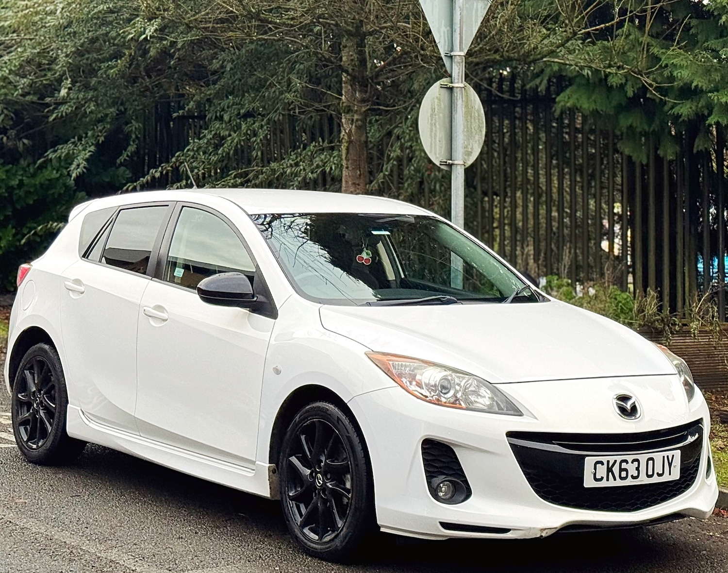 Used Mazda Mazda3 2013 for sale - 76940219: Photo 6