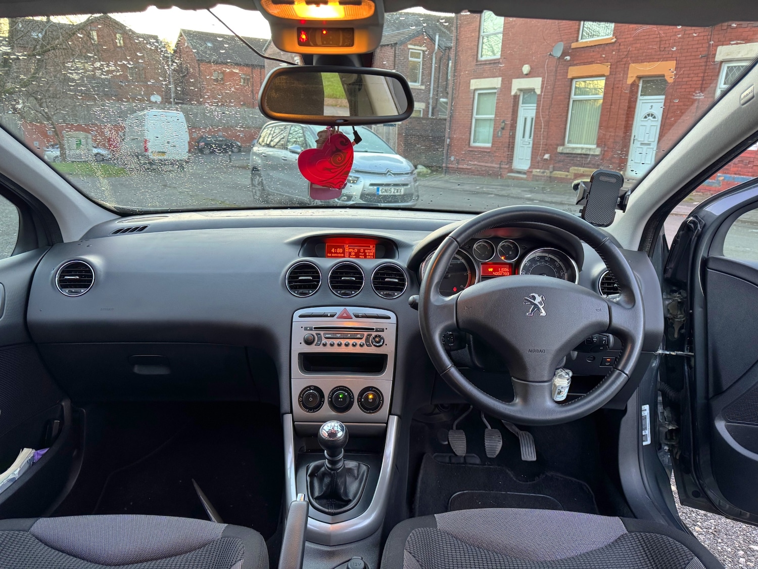 Used Peugeot 308 2011 for sale - 77103718: Photo 12