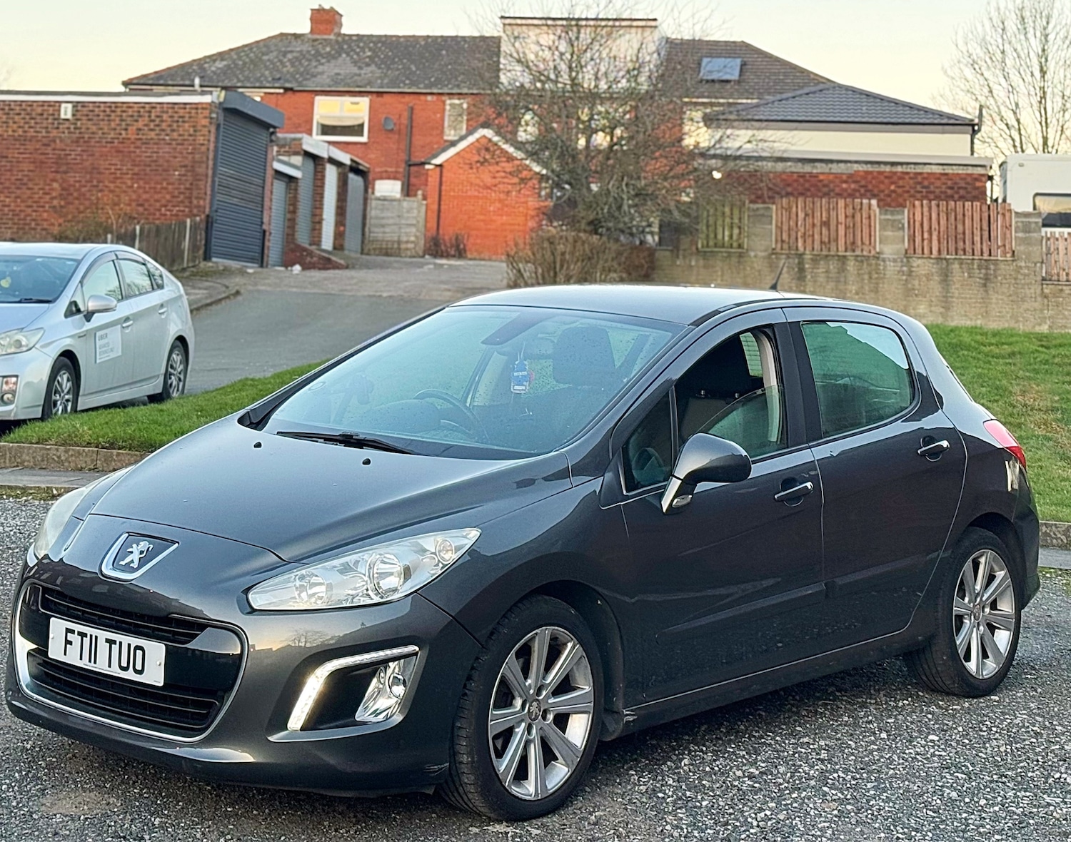 Used Peugeot 308 2011 for sale - 77103718: Photo 6