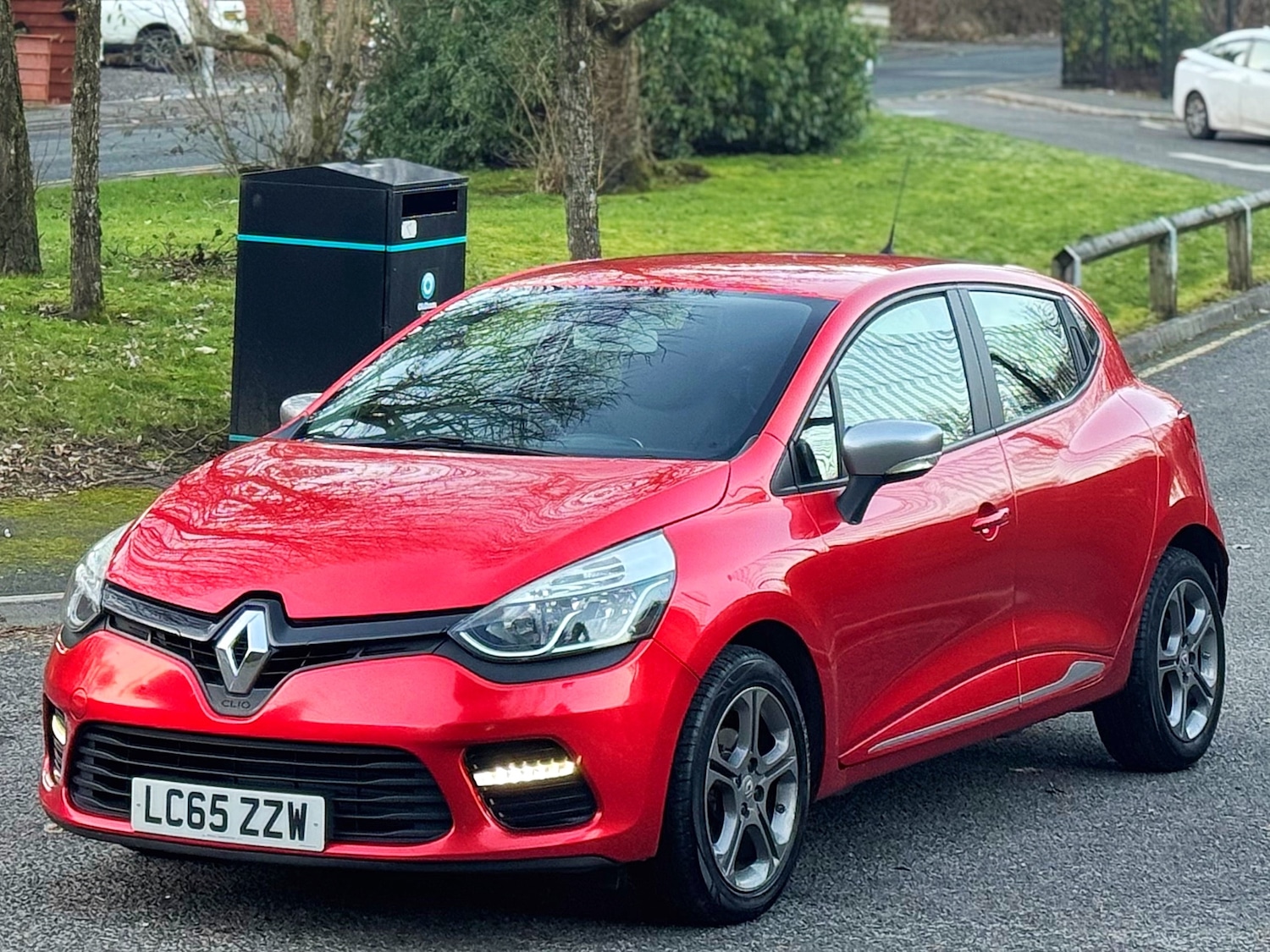Used Renault Clio 2015 for sale - 77100685: Photo 15