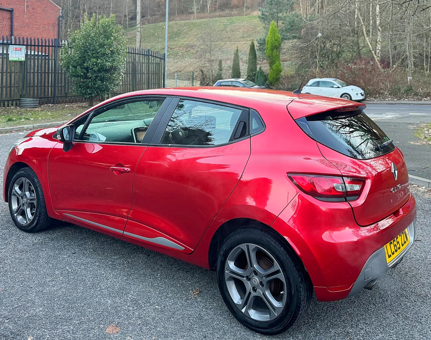 Used Renault Clio 2015 for sale - 77100685: Photo 27