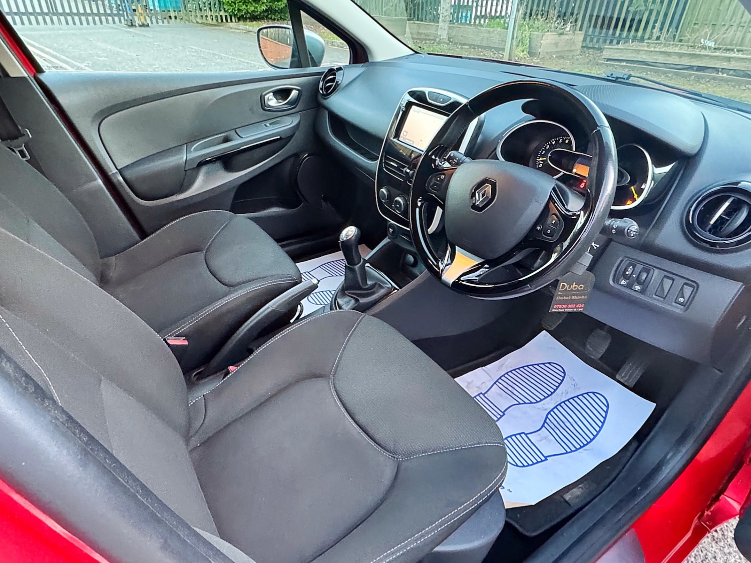 Used Renault Clio 2015 for sale - 77100685: Photo 29