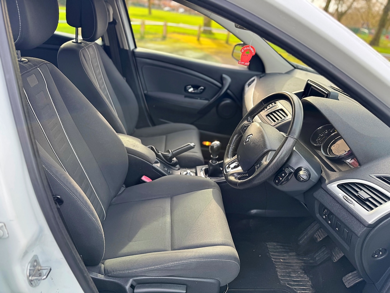 Used Renault Megane 2013 for sale - 78150720: Photo 15