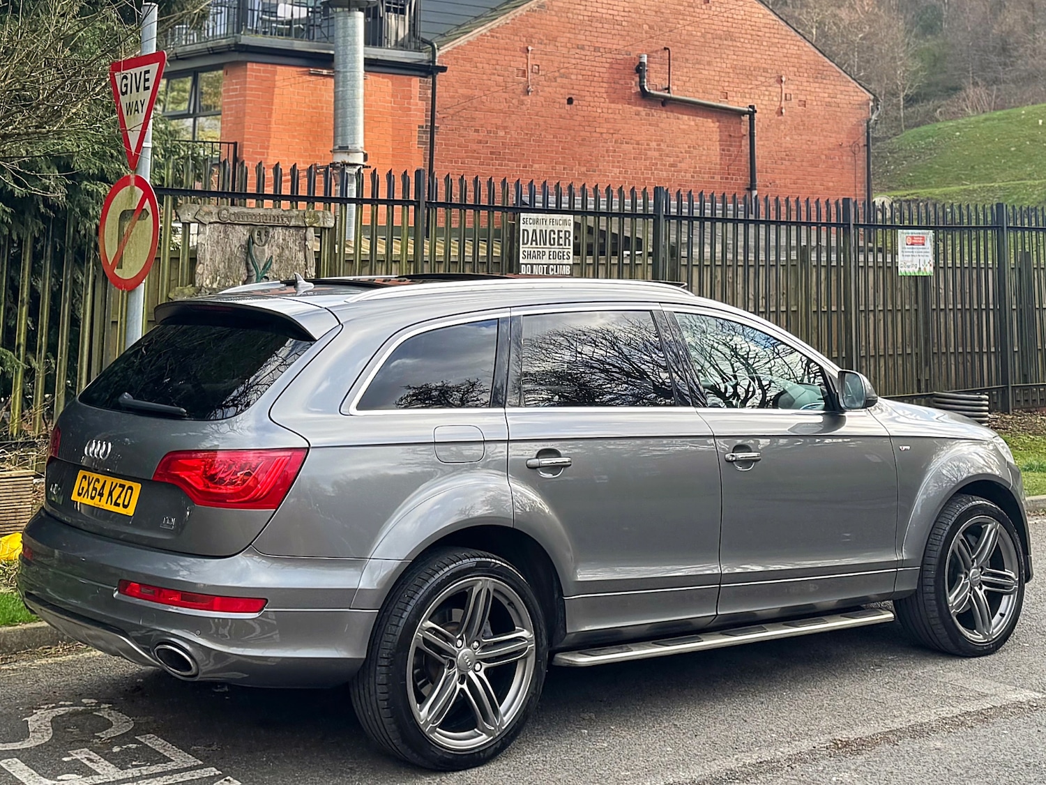 Used Audi Q7 2014 for sale - 77841864: Photo 27