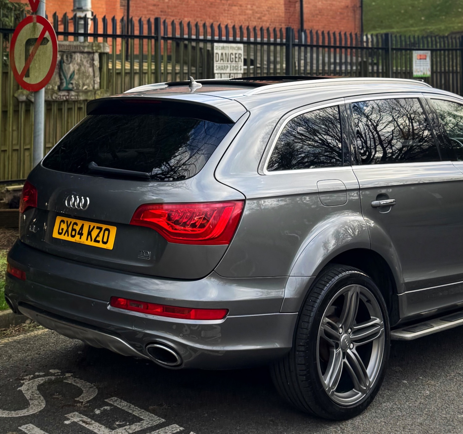 Used Audi Q7 2014 for sale - 77841864: Photo 28