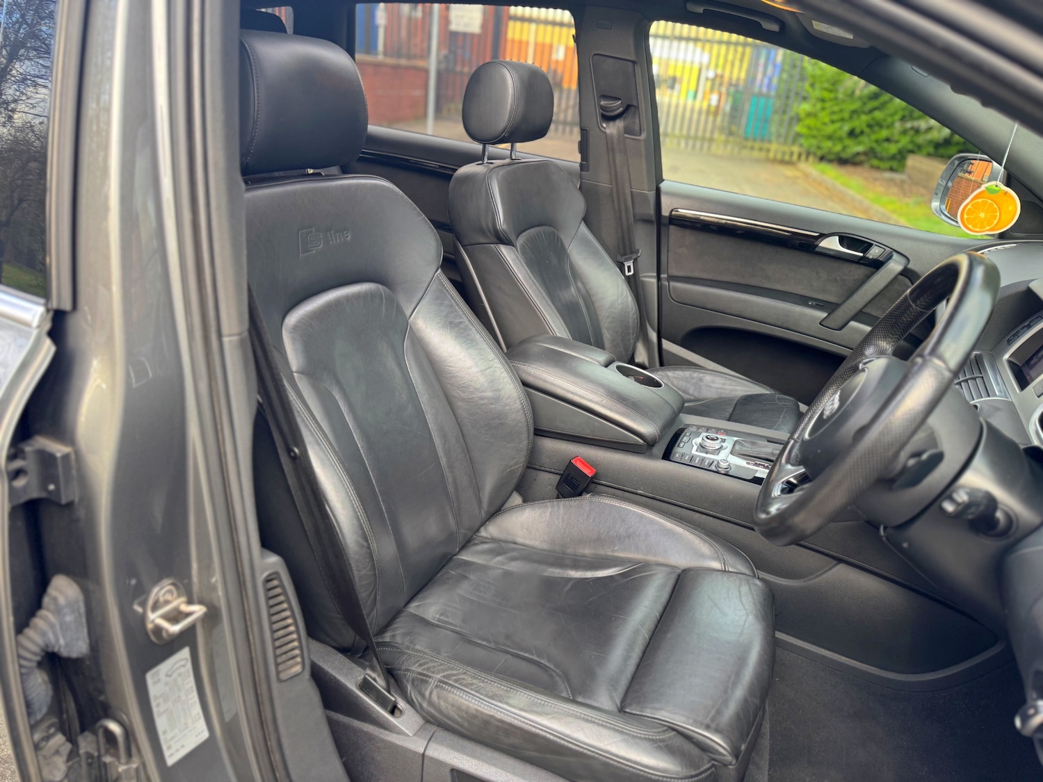 Used Audi Q7 2014 for sale - 77841864: Photo 38