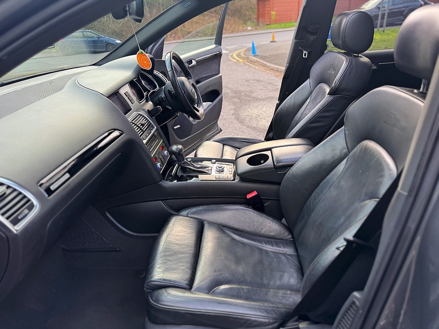 Used Audi Q7 2014 for sale - 77841864: Photo 42